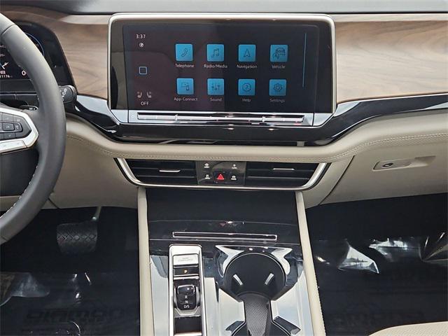 used 2025 Volkswagen Atlas car, priced at $36,000