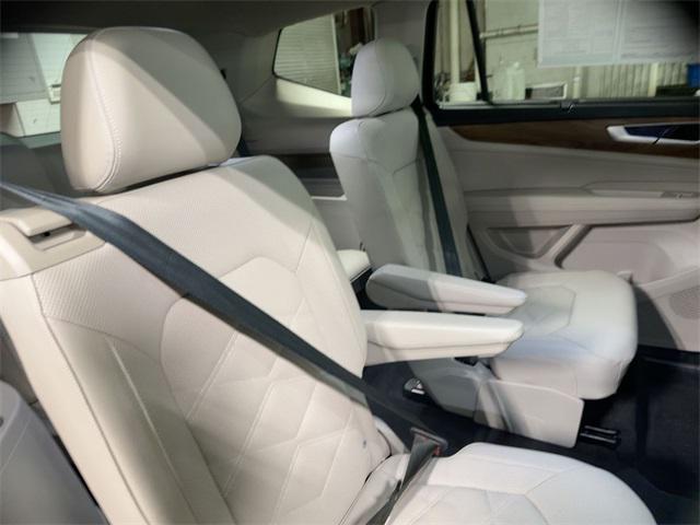 used 2025 Volkswagen Atlas car, priced at $35,500