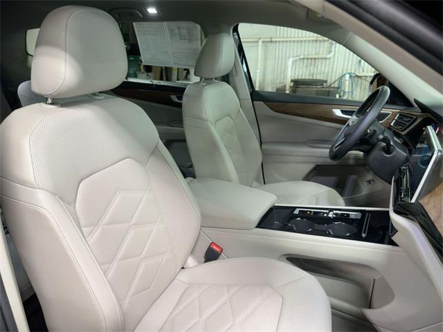 used 2025 Volkswagen Atlas car, priced at $35,500