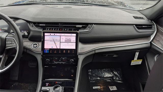 new 2025 Jeep Grand Cherokee car, priced at $44,166