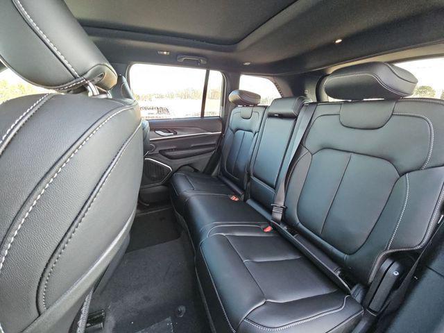 new 2026 Jeep Grand Cherokee car, priced at $46,087