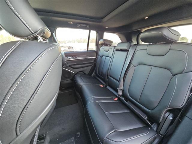 new 2026 Jeep Grand Cherokee car, priced at $48,087