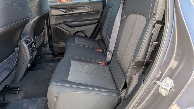 new 2025 Jeep Grand Cherokee car, priced at $36,531