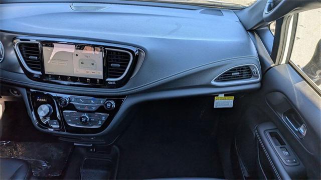 new 2026 Chrysler Pacifica car, priced at $37,982