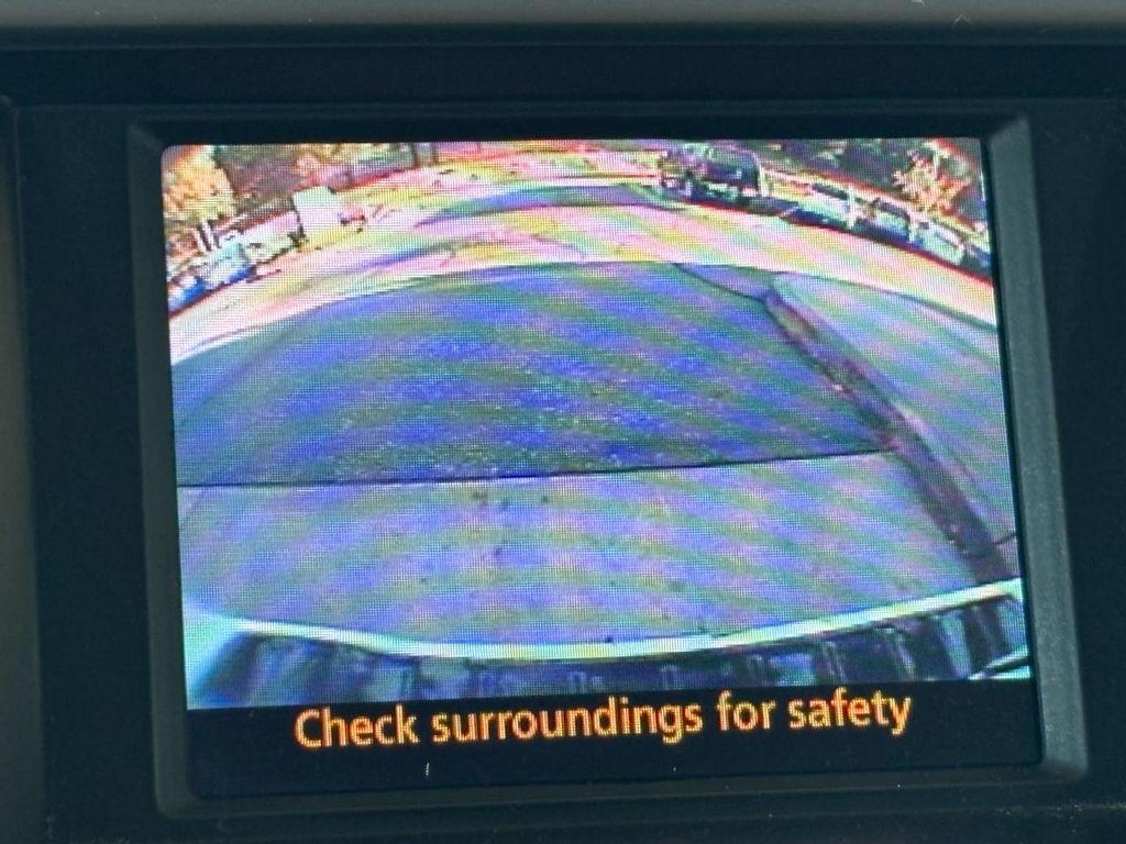 used 2010 Toyota Highlander car, priced at $13,998