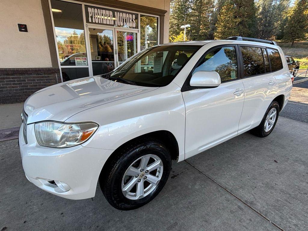 used 2010 Toyota Highlander car, priced at $13,998