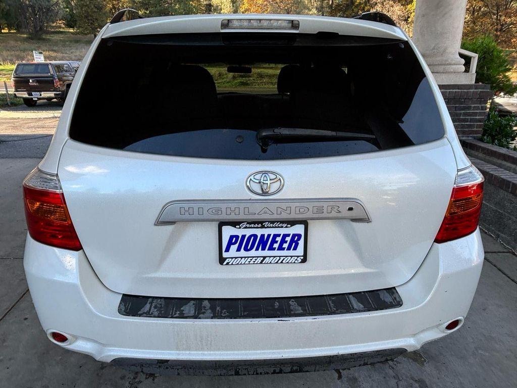 used 2010 Toyota Highlander car, priced at $13,998