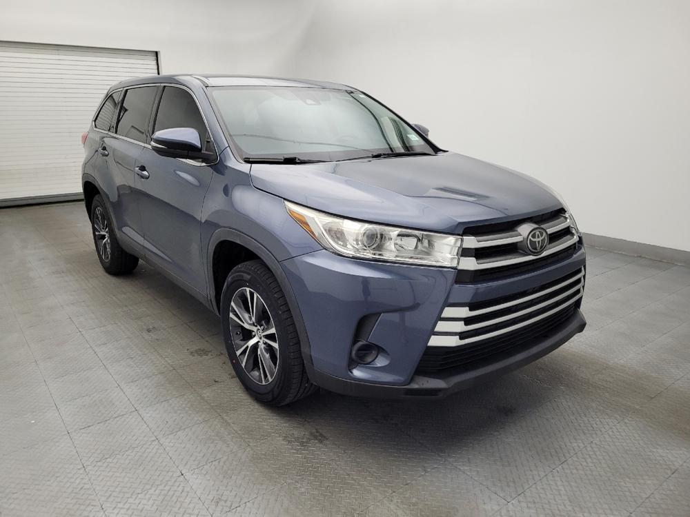 used 2019 Toyota Highlander car, priced at $24,295