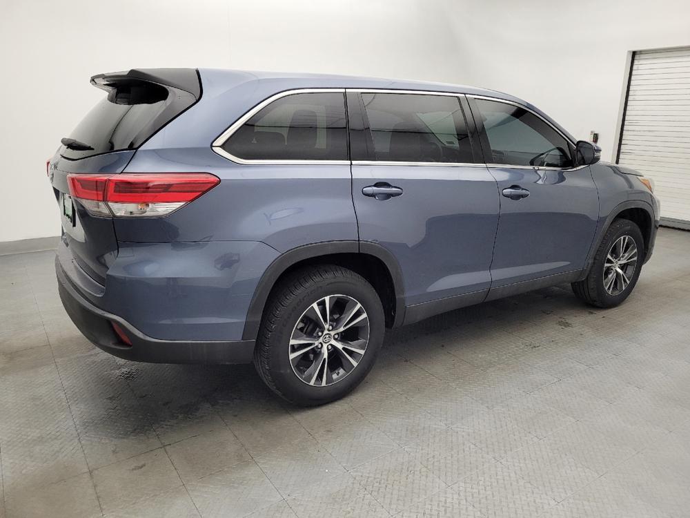 used 2019 Toyota Highlander car, priced at $24,295