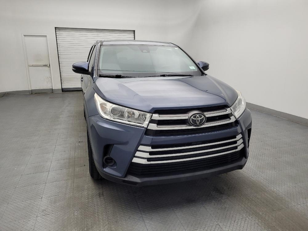 used 2019 Toyota Highlander car, priced at $24,295