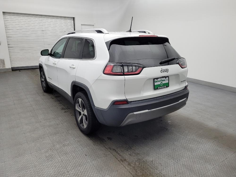 used 2019 Jeep Cherokee car, priced at $17,595