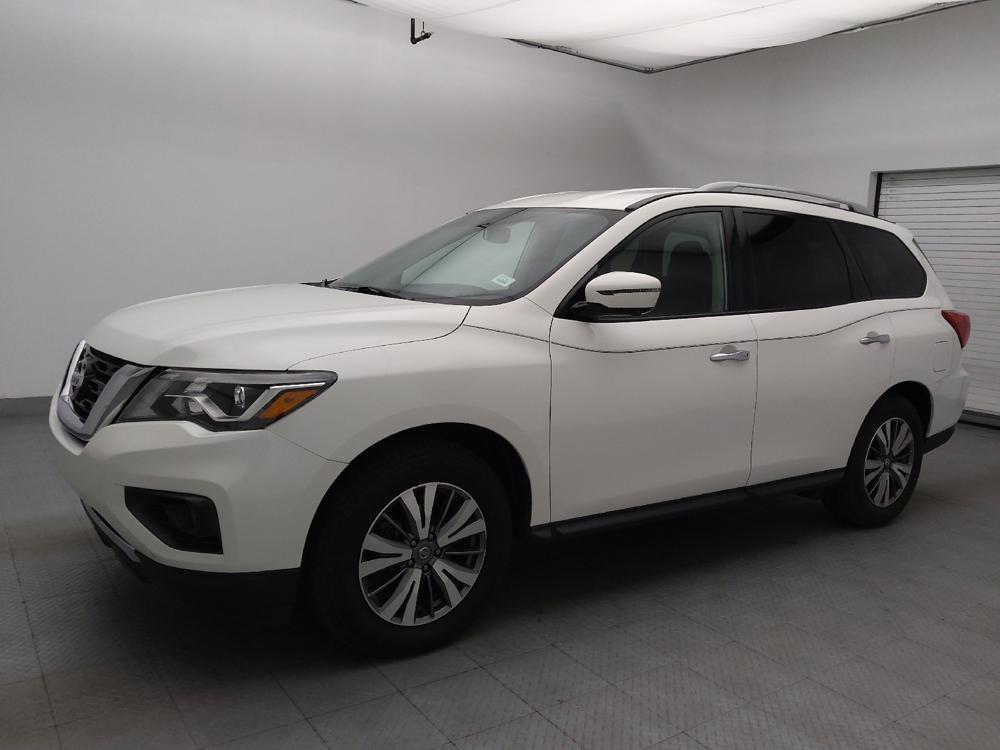used 2020 Nissan Pathfinder car, priced at $22,295
