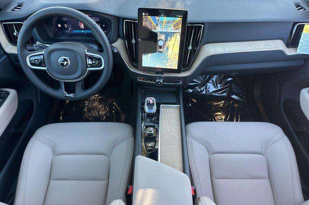 new 2026 Volvo XC60 car, priced at $58,015