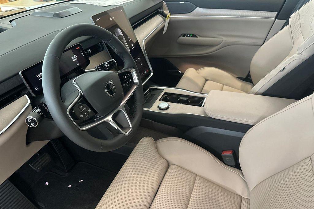 new 2025 Volvo EX90 car, priced at $82,940