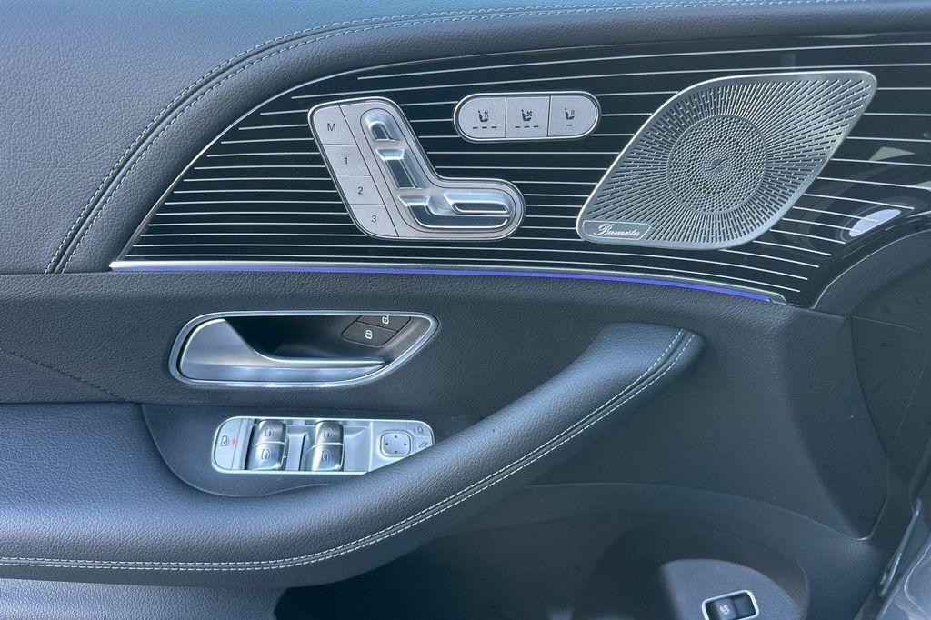 new 2026 Mercedes-Benz GLE 580 car, priced at $100,755