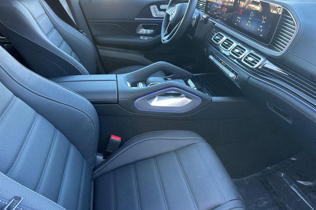 new 2026 Mercedes-Benz GLE 580 car, priced at $100,755