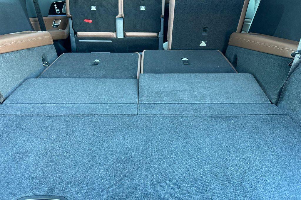 new 2026 Mercedes-Benz GLS 450 car, priced at $94,290