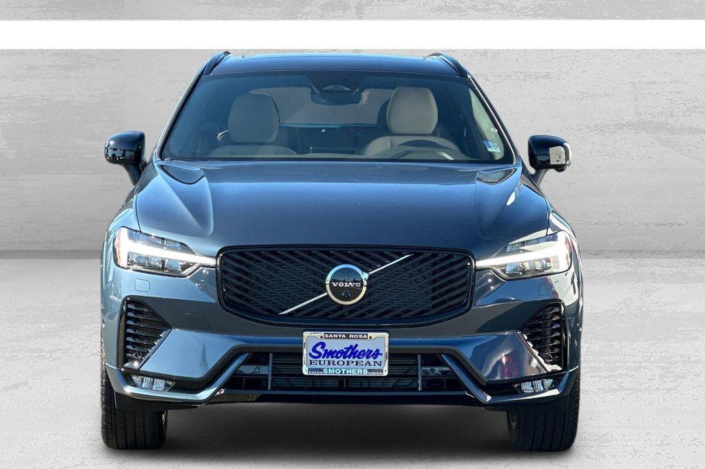 new 2026 Volvo XC60 car, priced at $57,985