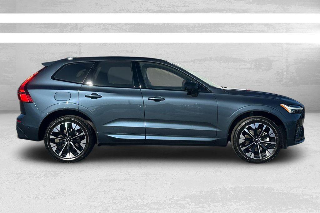 new 2026 Volvo XC60 car, priced at $57,985