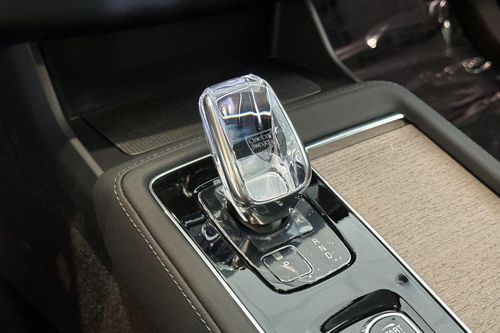 new 2025 Volvo XC90 car, priced at $57,155