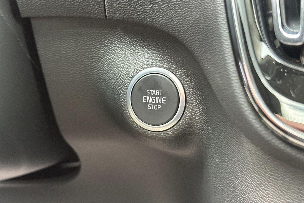 used 2025 Volvo XC40 car, priced at $37,408