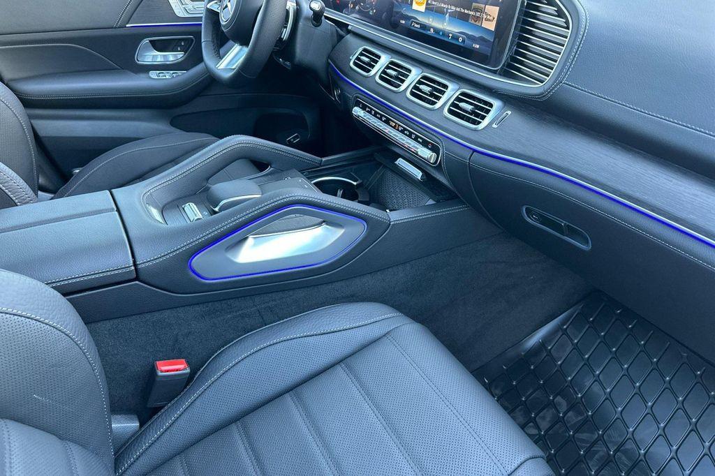 new 2026 Mercedes-Benz GLS 580 car, priced at $126,695