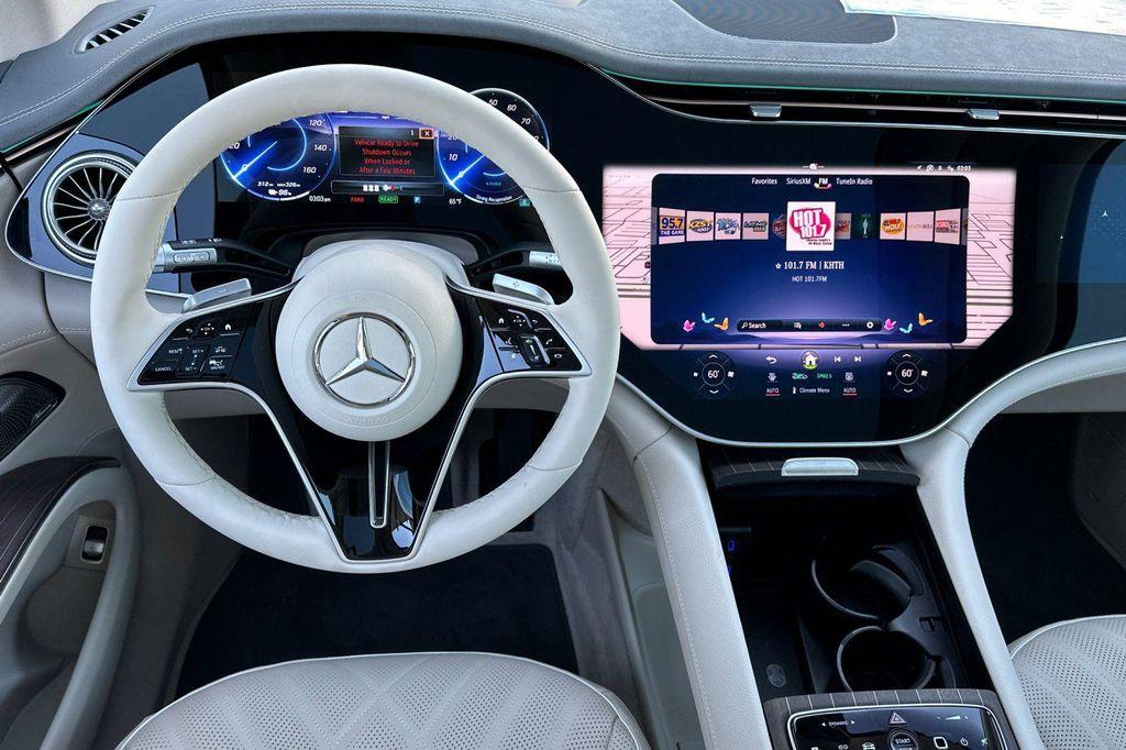 new 2026 Mercedes-Benz EQS 400 car, priced at $102,845