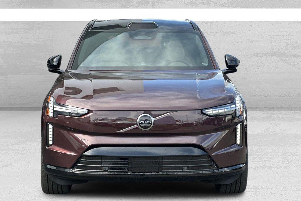 new 2025 Volvo EX90 car, priced at $95,140