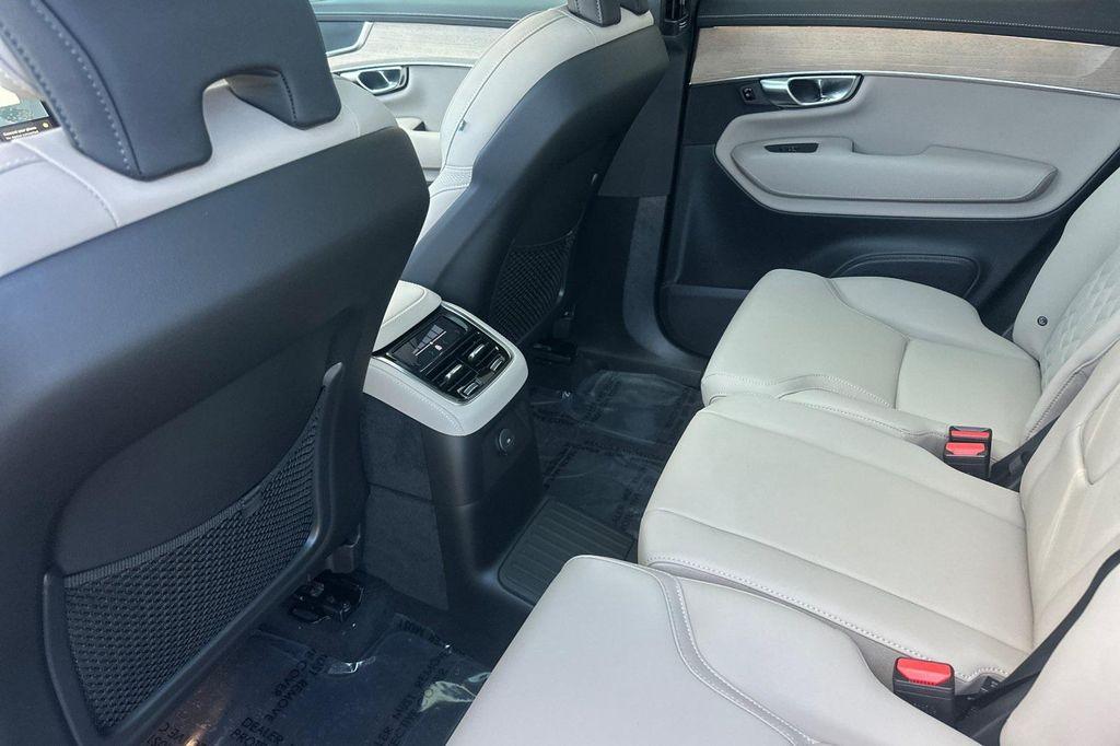 new 2025 Volvo XC90 Plug-In Hybrid car, priced at $63,095