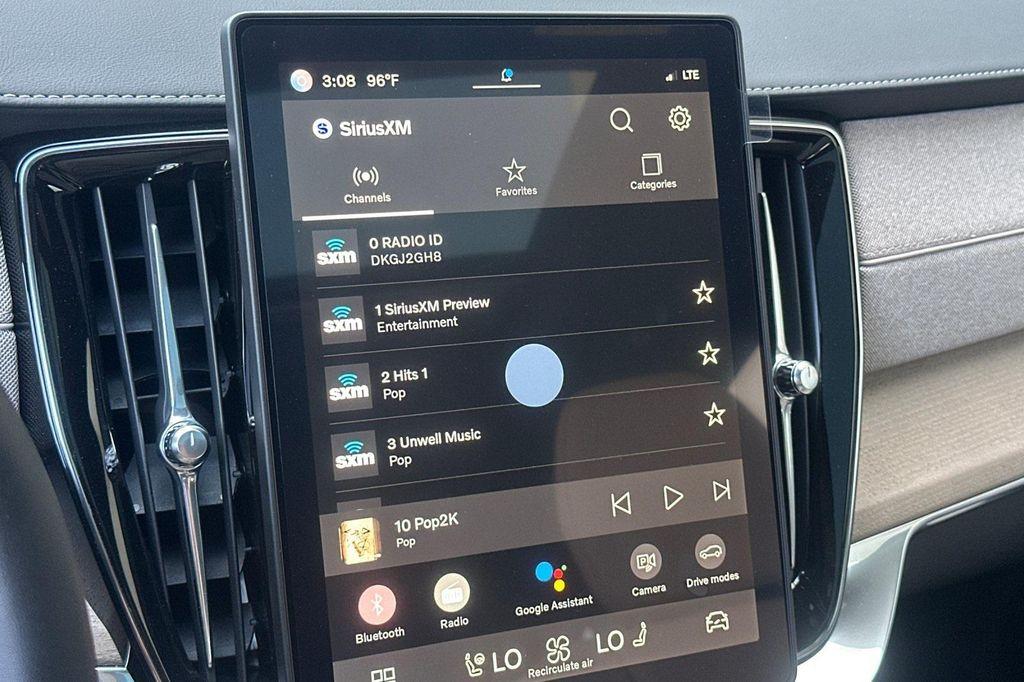 new 2025 Volvo XC90 Plug-In Hybrid car, priced at $63,095