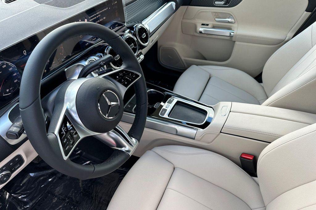 new 2026 Mercedes-Benz GLB 250 car, priced at $48,090