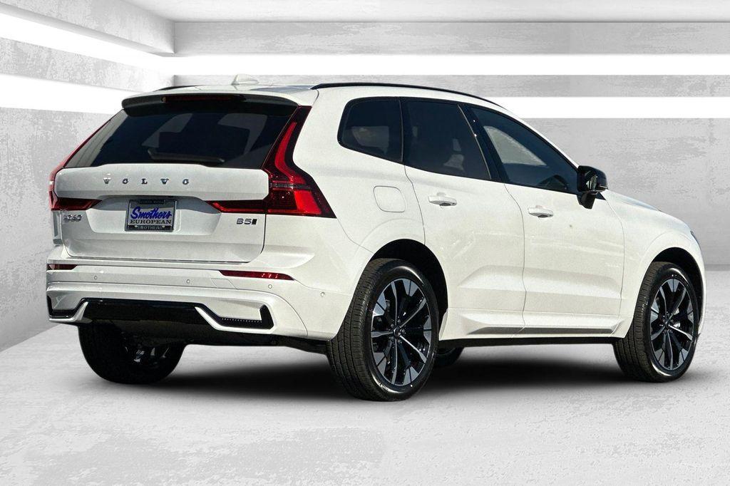 new 2026 Volvo XC60 car, priced at $57,985
