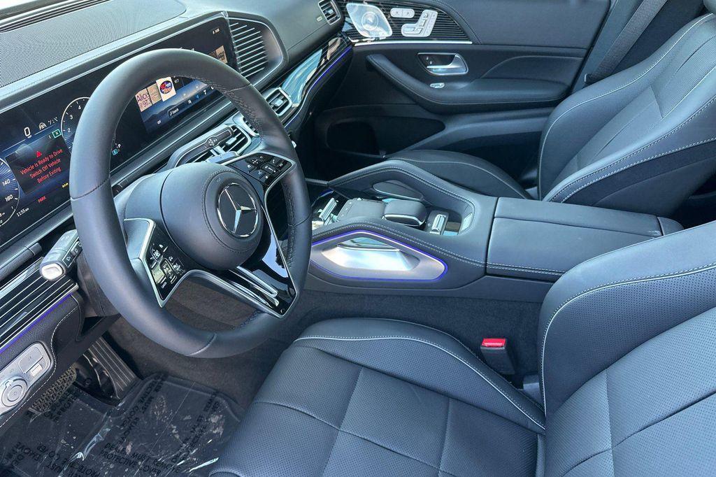 used 2025 Mercedes-Benz GLE 580 car, priced at $102,990