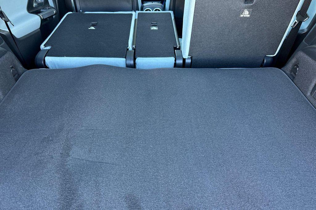 new 2026 Mercedes-Benz GLB 250 car, priced at $49,925