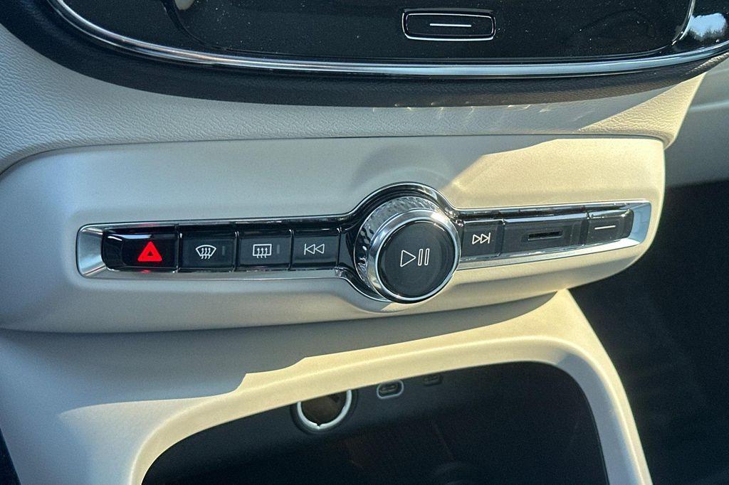 new 2026 Volvo XC40 car, priced at $54,200