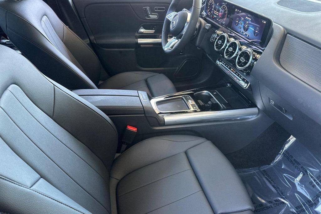 used 2026 Mercedes-Benz GLA 250 car, priced at $41,026