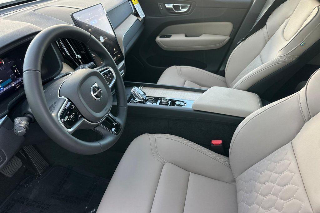 new 2026 Volvo XC60 Plug-In Hybrid car, priced at $69,405