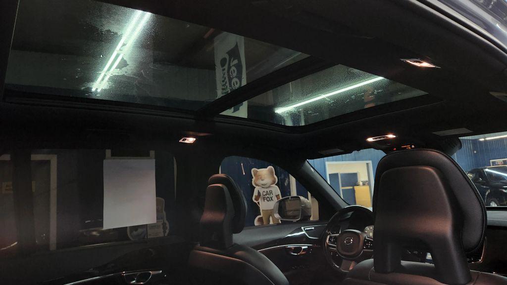 used 2018 Volvo XC90 car, priced at $19,365