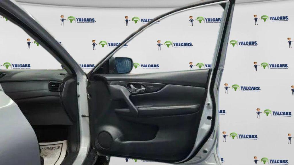 used 2019 Nissan Rogue car, priced at $11,875