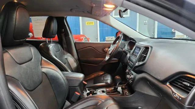 used 2019 Jeep Cherokee car, priced at $12,517