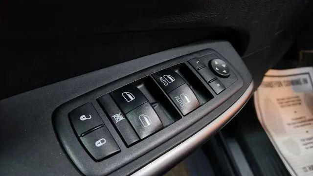 used 2019 Jeep Cherokee car, priced at $12,517