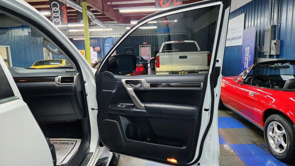 used 2015 Lexus GX 460 car, priced at $20,749