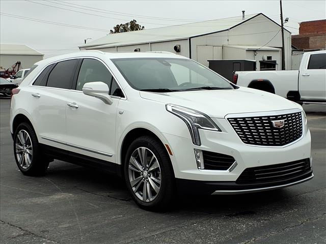 used 2025 Cadillac XT5 car, priced at $41,695