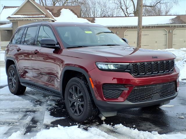 used 2024 Jeep Grand Cherokee car, priced at $31,995