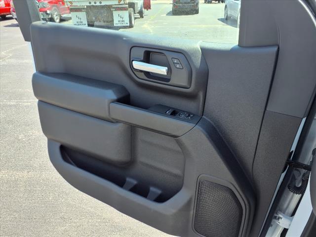 used 2024 Chevrolet Silverado 1500 car, priced at $31,995