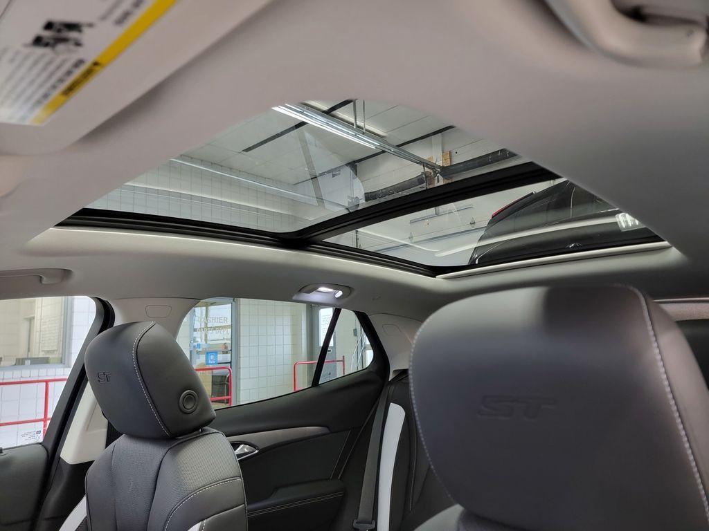 new 2026 Buick Envision car, priced at $46,685