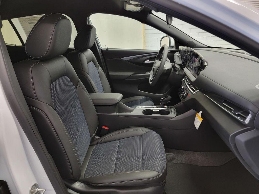 new 2026 Buick Envista car, priced at $24,795