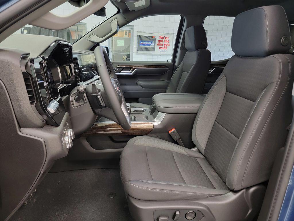 new 2026 GMC Sierra 1500 car, priced at $59,250