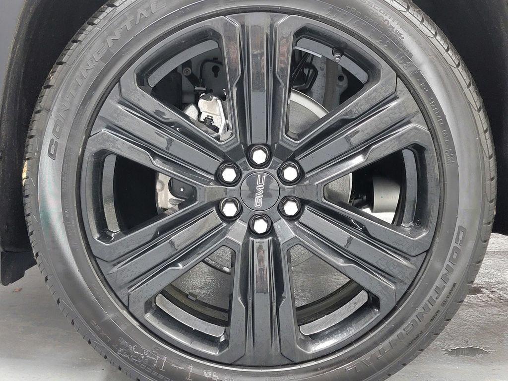 used 2025 GMC Acadia car, priced at $49,968