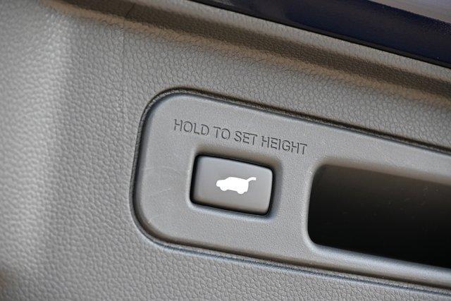 new 2025 Honda Pilot car, priced at $42,399